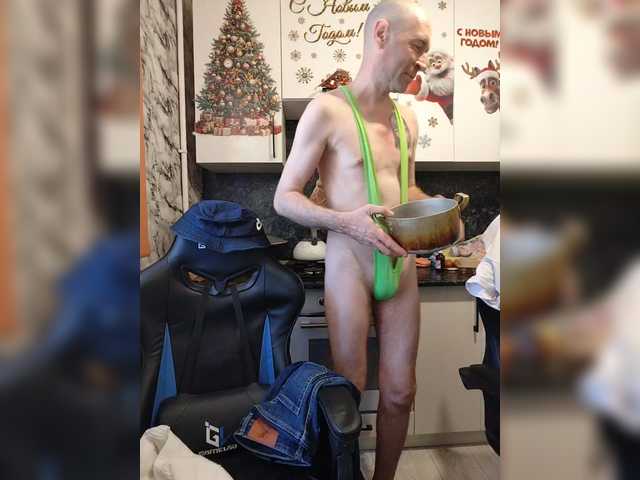 Innokentiy449's BongaCams show and profile