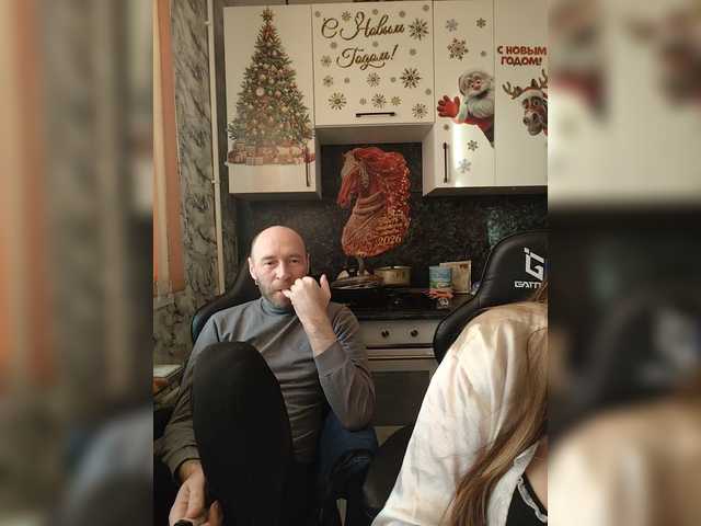 Innokentiy449's BongaCams show and profile