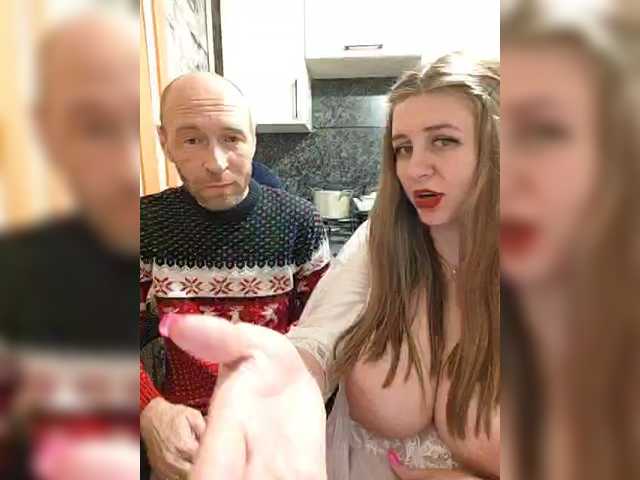 Innokentiy449 from BongaCams