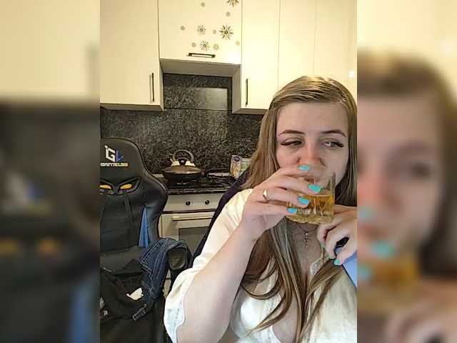 Innokentiy449's BongaCams show and profile