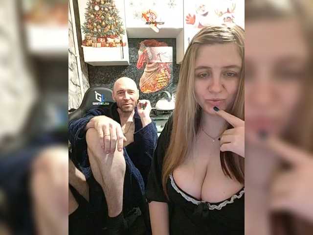 Innokentiy449's BongaCams show and profile