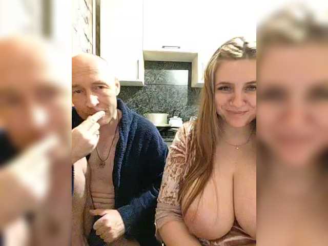 Innokentiy449 from BongaCams