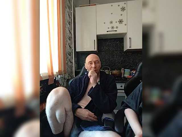 Innokentiy449's BongaCams show and profile