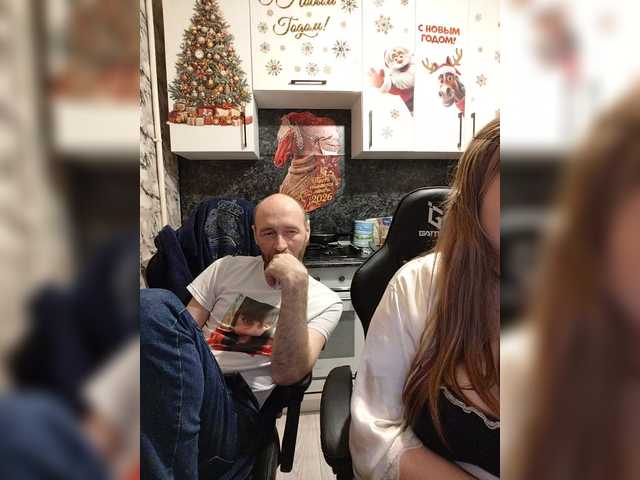 Innokentiy449's BongaCams show and profile