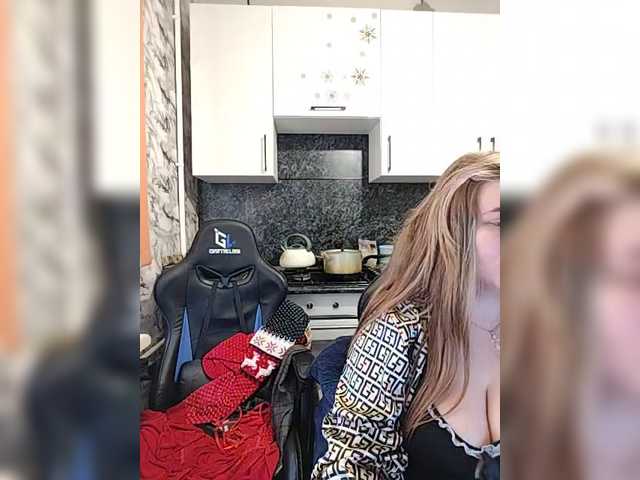 Innokentiy449's BongaCams show and profile