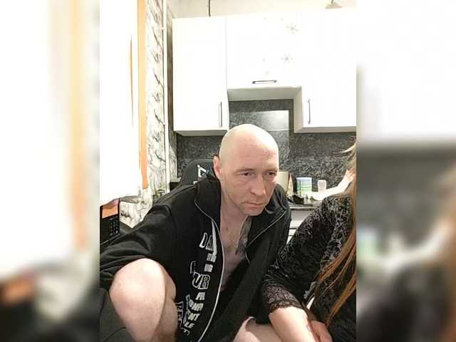 Innokentiy449's BongaCams show and profile