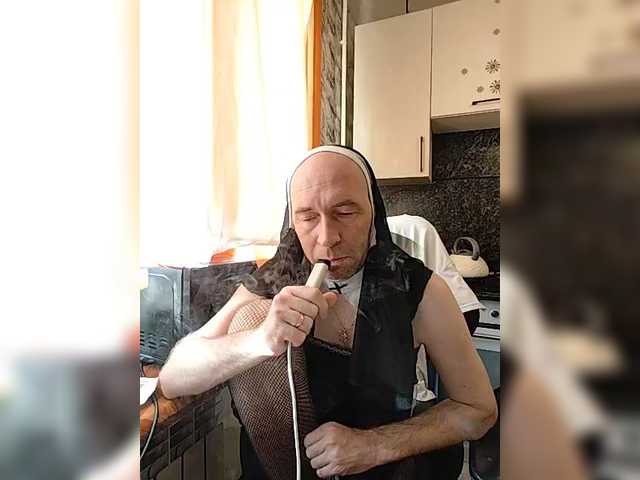 Innokentiy449's BongaCams show and profile