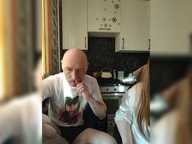 Innokentiy449 live cam profile