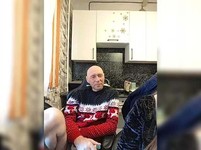 Innokentiy449's BongaCams show and profile