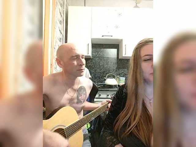 Innokentiy449's BongaCams show and profile