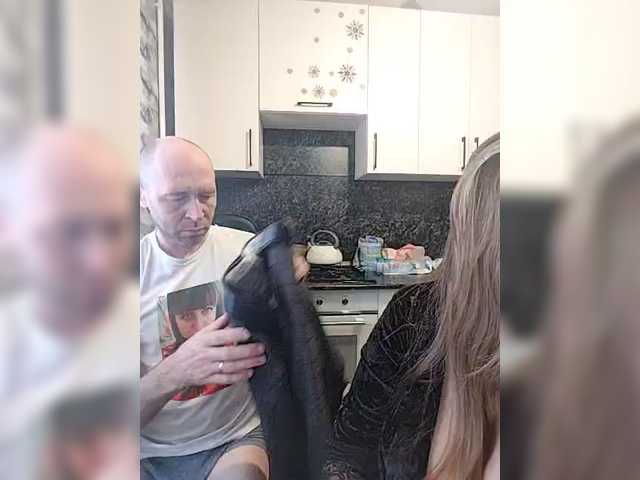 Innokentiy449's BongaCams show and profile