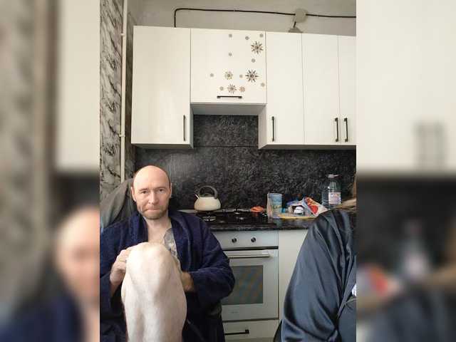 Innokentiy449's BongaCams show and profile