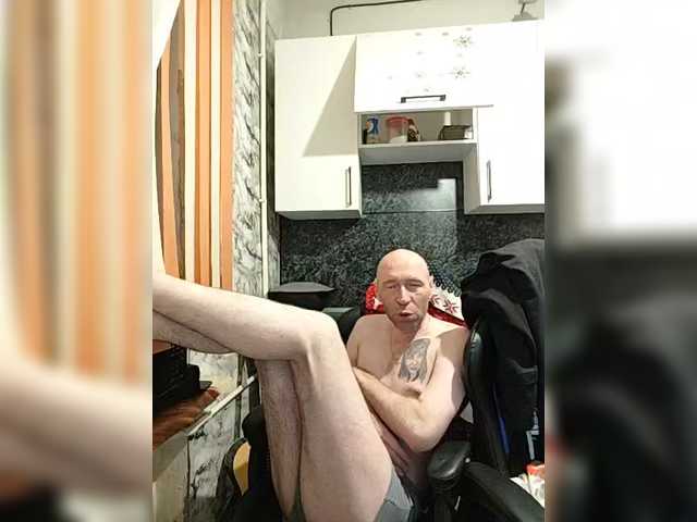 Innokentiy449's BongaCams profile