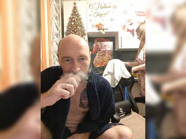 Innokentiy449's BongaCams show and profile