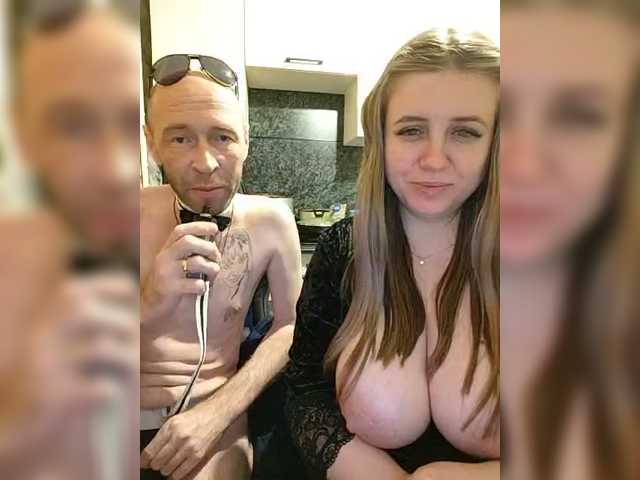 Sex chat gratuit in direct cu Innokentiy449 pe BongaCams