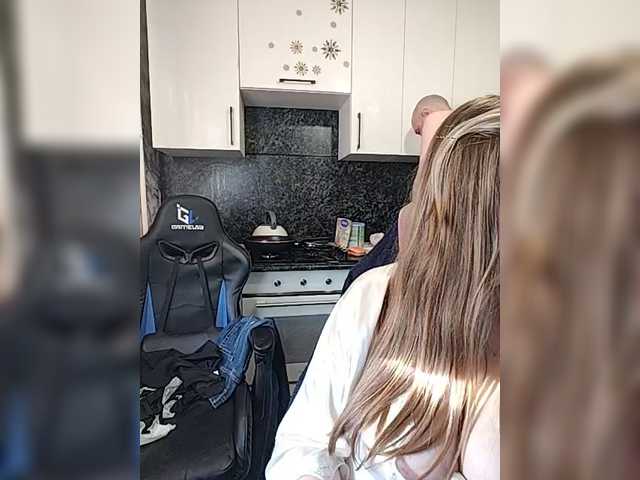 Innokentiy449's BongaCams show and profile