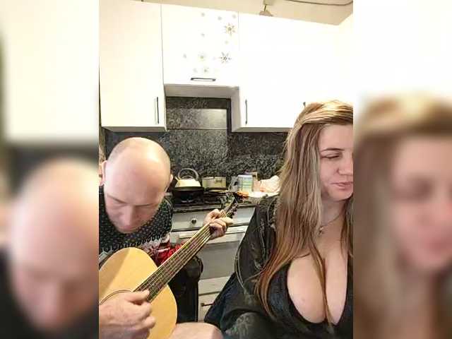 Innokentiy449's BongaCams show and profile