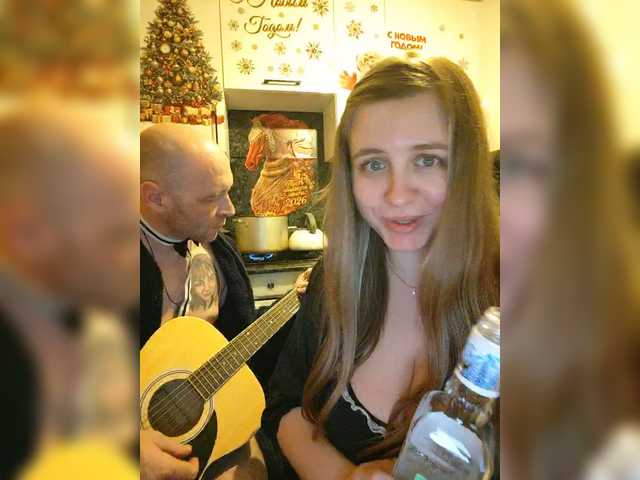 Innokentiy449's BongaCams show and profile