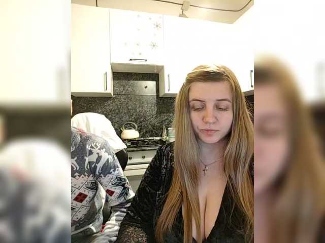 Innokentiy449's BongaCams show and profile