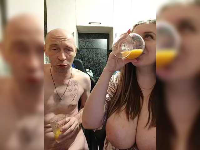 Sex chat gratuit in direct cu Innokentiy449 pe BongaCams