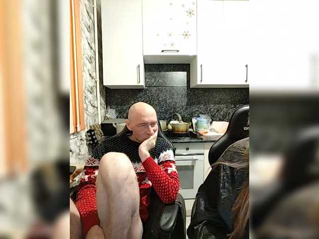 Innokentiy449's BongaCams show and profile