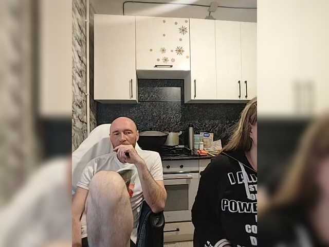 Innokentiy449's BongaCams show and profile