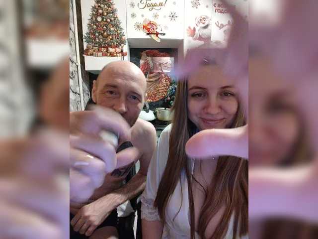 Innokentiy449's BongaCams show and profile