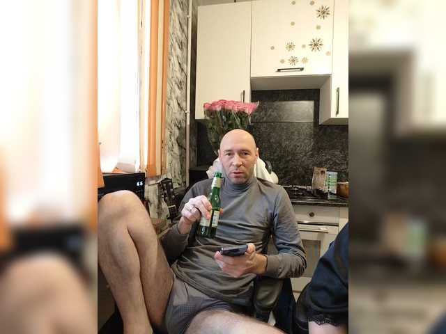 Innokentiy449 from BongaCams is Freechat