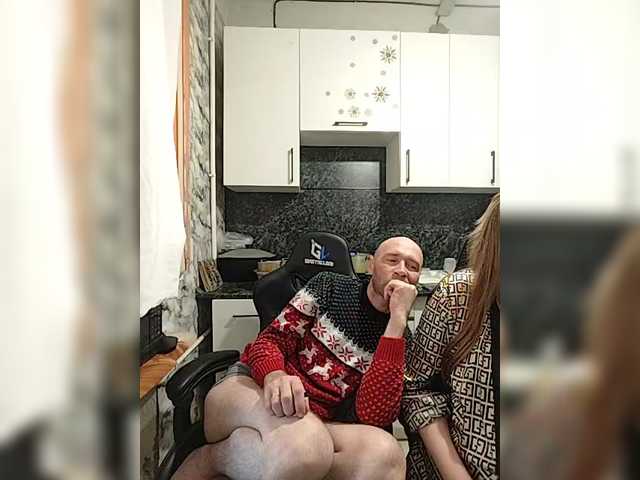 Innokentiy449's BongaCams show and profile