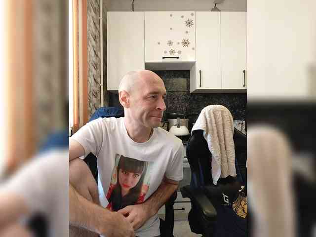 Innokentiy449 webcam