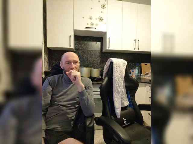 Innokentiy449 webcam