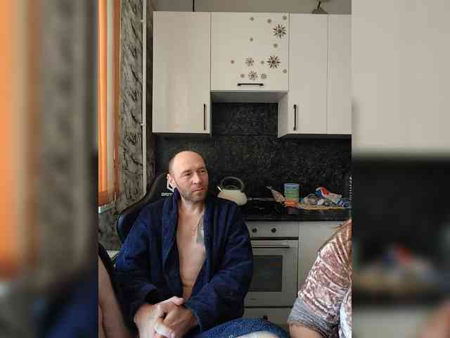 Innokentiy449 Live Webcam on BongaCams