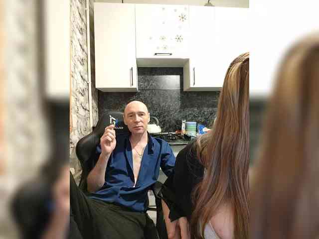 Innokentiy449 webcam