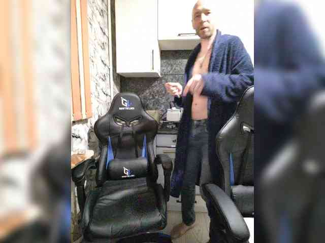 Innokentiy449 webcam
