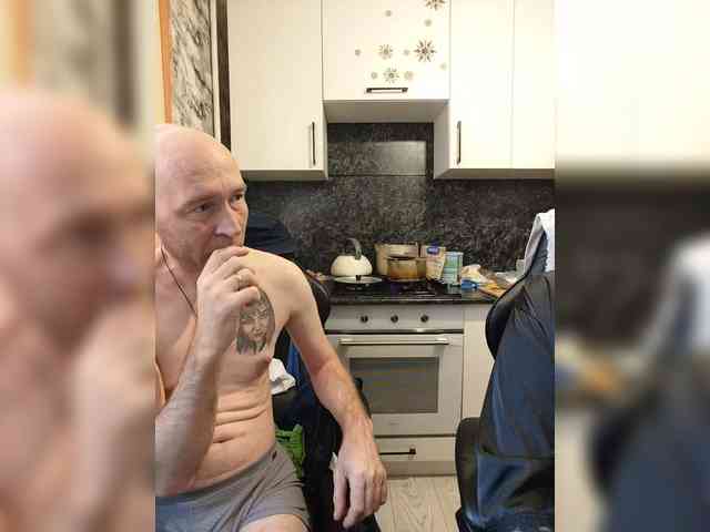 Innokentiy449 webcam