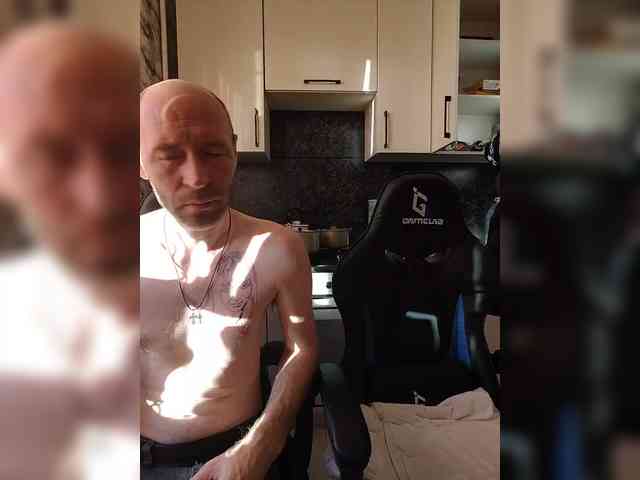Innokentiy449 webcam