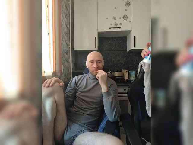 Innokentiy449 webcam