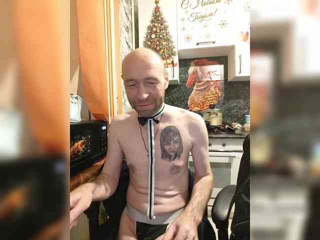 Innokentiy449 Live Webcam on BongaCams