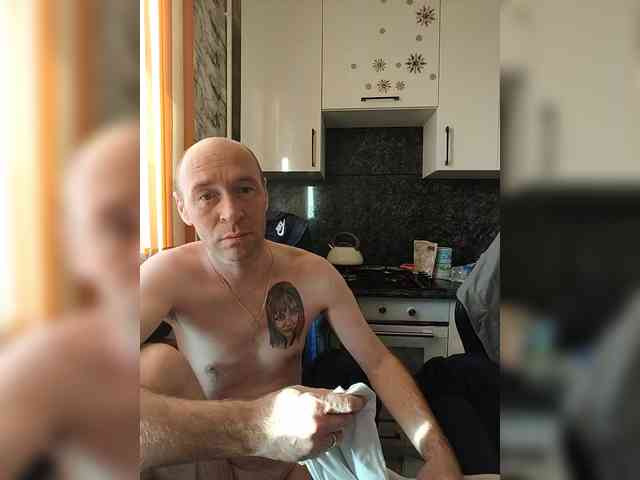 Innokentiy449 webcam