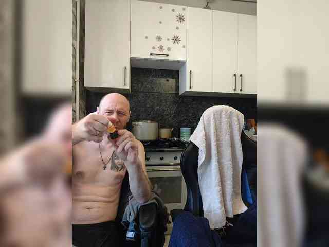 Innokentiy449 webcam