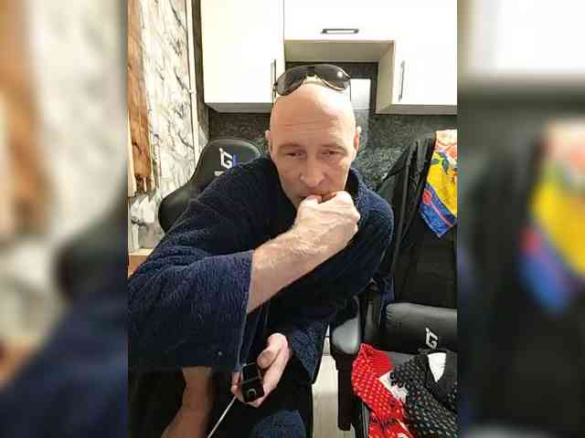 Innokentiy449 webcam