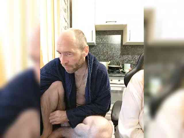 Innokentiy449 Live Webcam on {site_name}