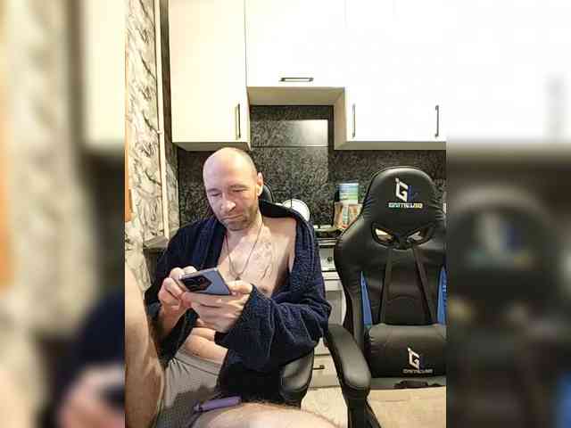 Innokentiy449 webcam