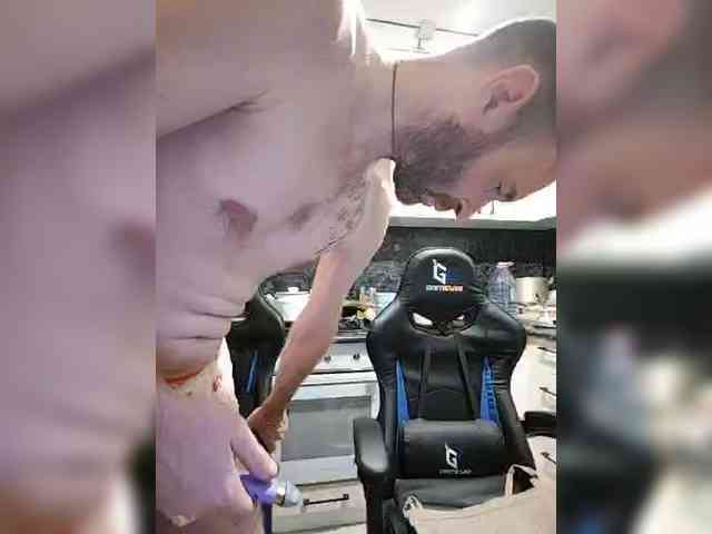 Innokentiy449 webcam