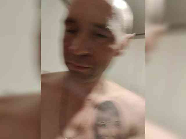 Innokentiy449 webcam