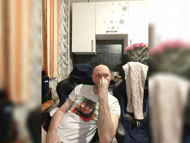 Innokentiy449 webcam