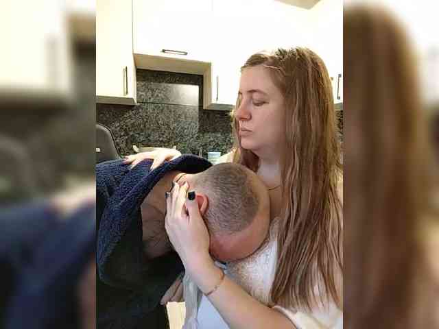 Innokentiy449 Live Webcam on BongaCams