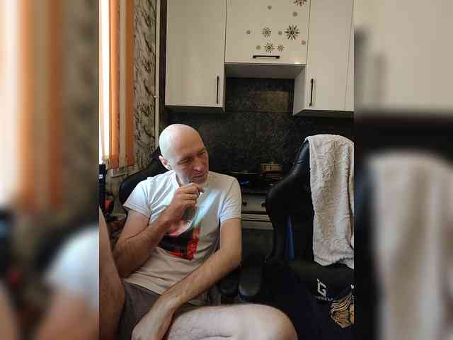 Innokentiy449 webcam