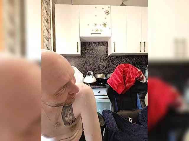 Innokentiy449 webcam