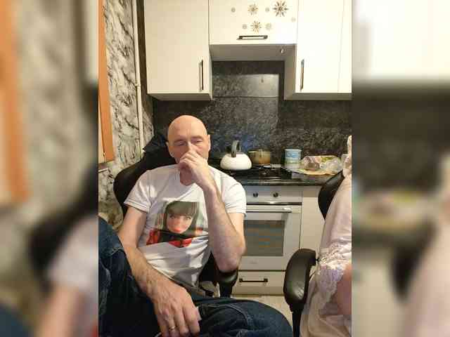 Innokentiy449 webcam